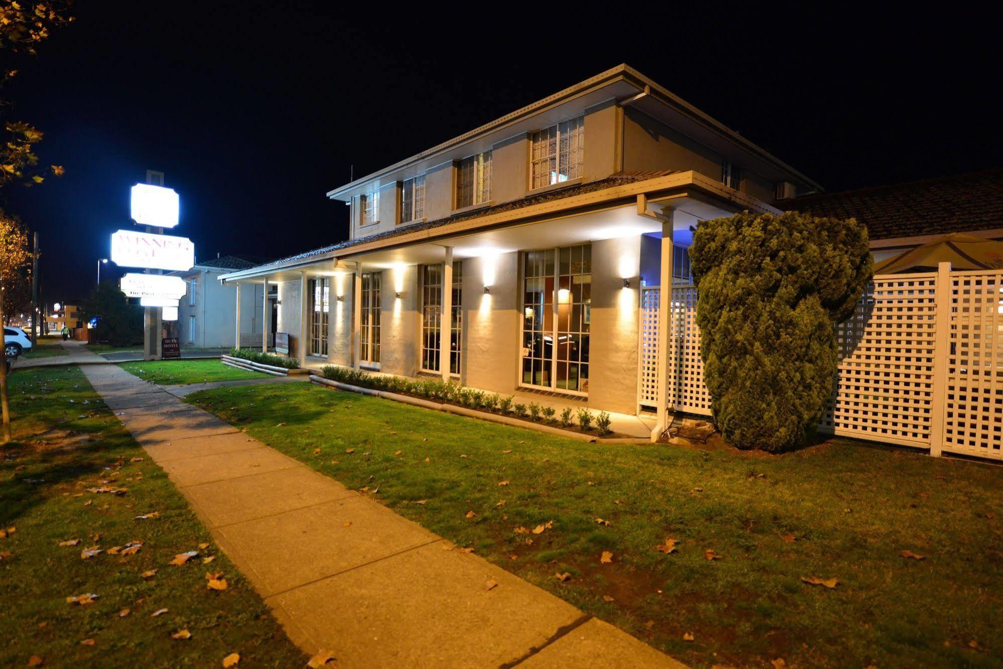 Winning Post Motor Inn Mudgee Extérieur photo
